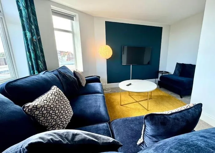 3Bedroom Urban Oasis In Bournemouth- Beach Nearby!